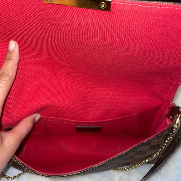 SOLD!!! Louis Vuitton Favorite - Picture 3 of 9